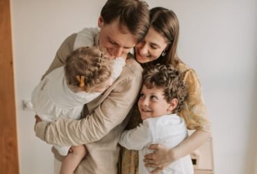 Yellow and Black Modern How To Make YouTube Thumbnail (20)